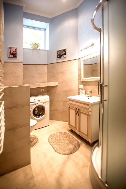 Gorgeous Apartments In Historical Center Of Lvov Экстерьер фото