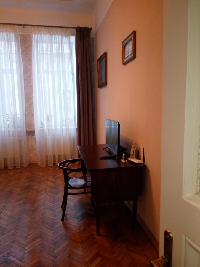 Gorgeous Apartments In Historical Center Of Lvov Экстерьер фото